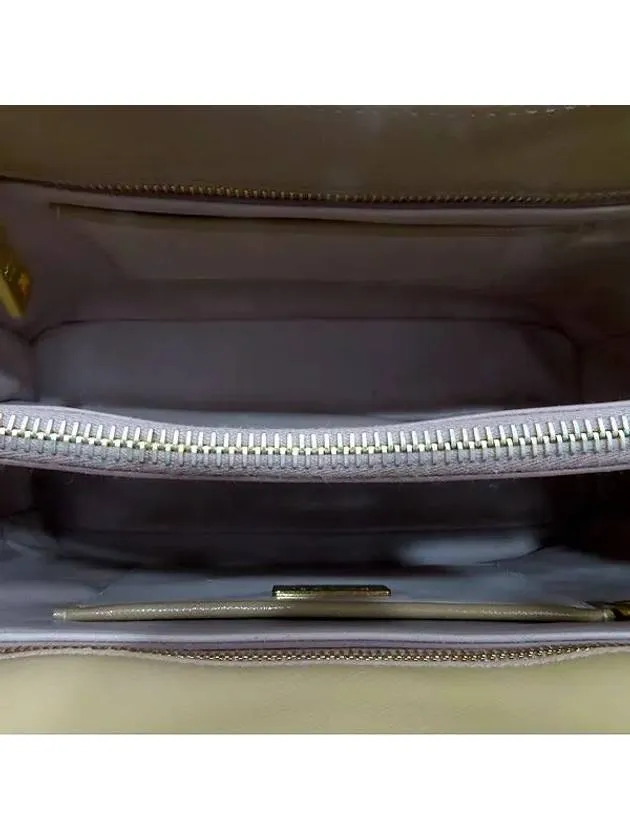 BN2499 tote bag