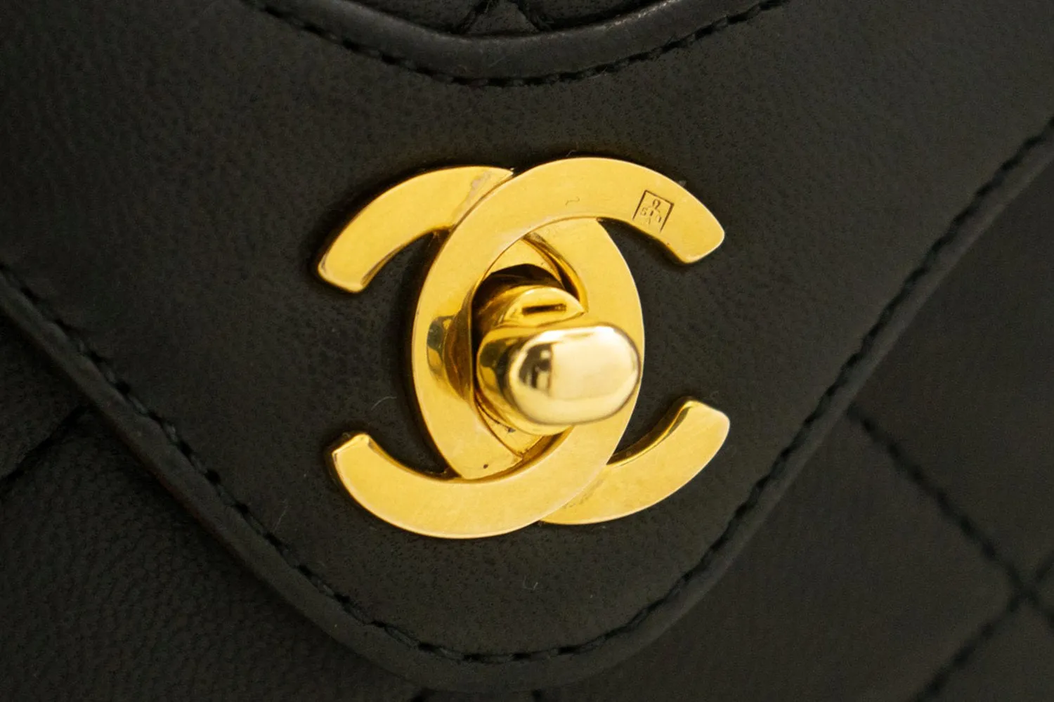 CHANEL Small Single Flap Chain Shoulder Bag Black Quilted Lambskin n03