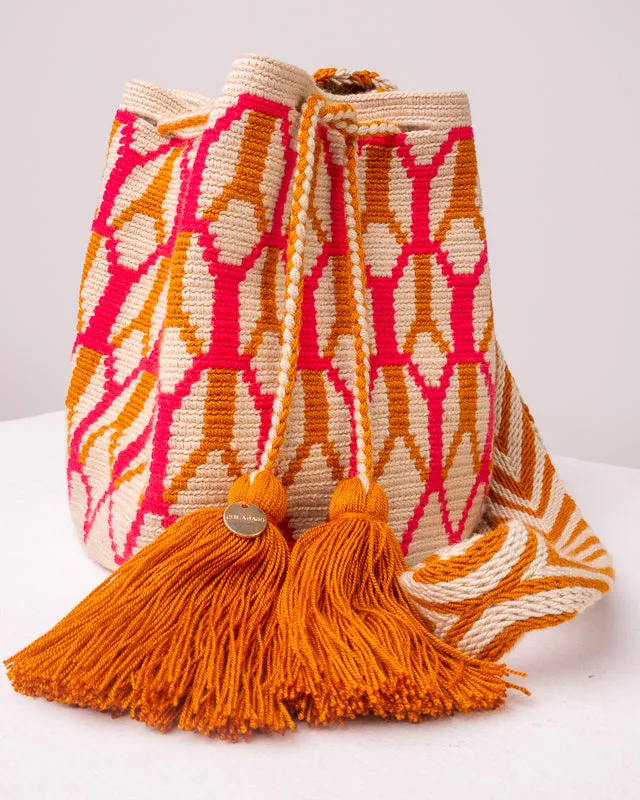 Chila Bags Lunera Bucket Handwoven Shoulder Vegan Bag - Orange