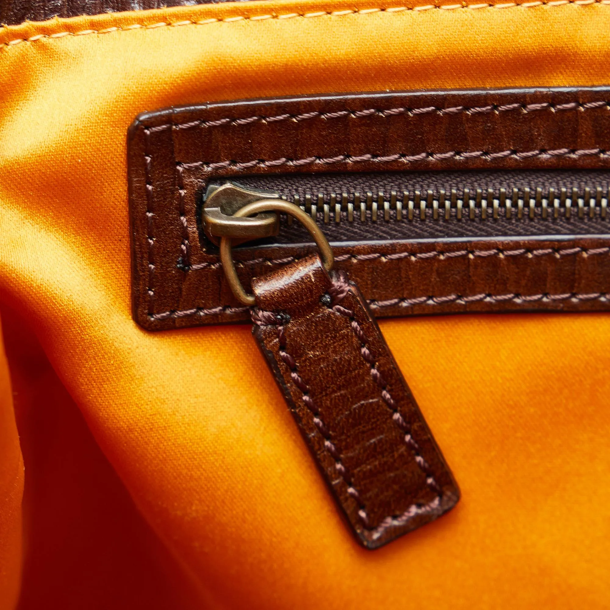 Fendi Etniko Shoulder Bag (SHG-2K7ZUq)