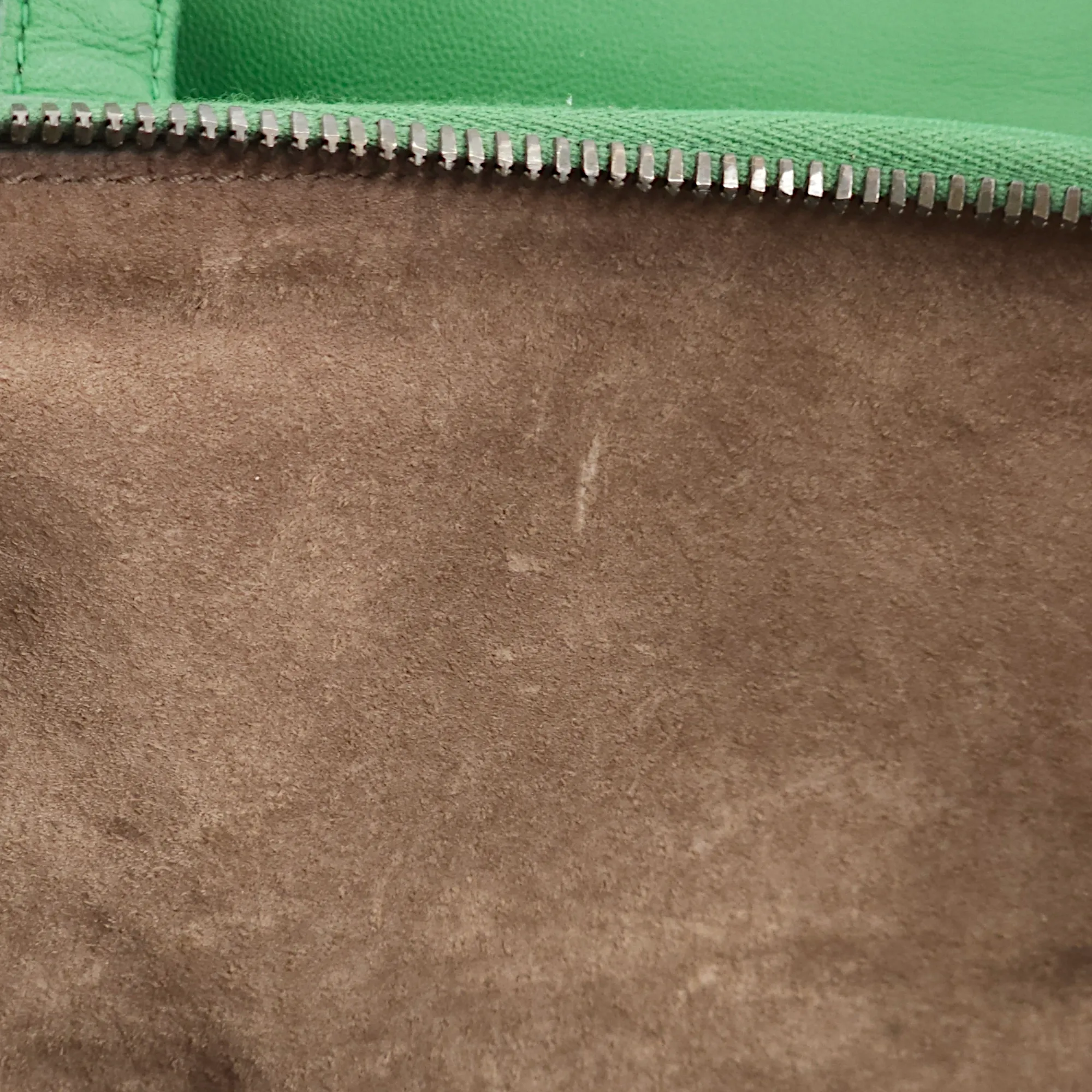 Intrecciato Green Shoulder Bag in Nappa Leather, Brunito hardware