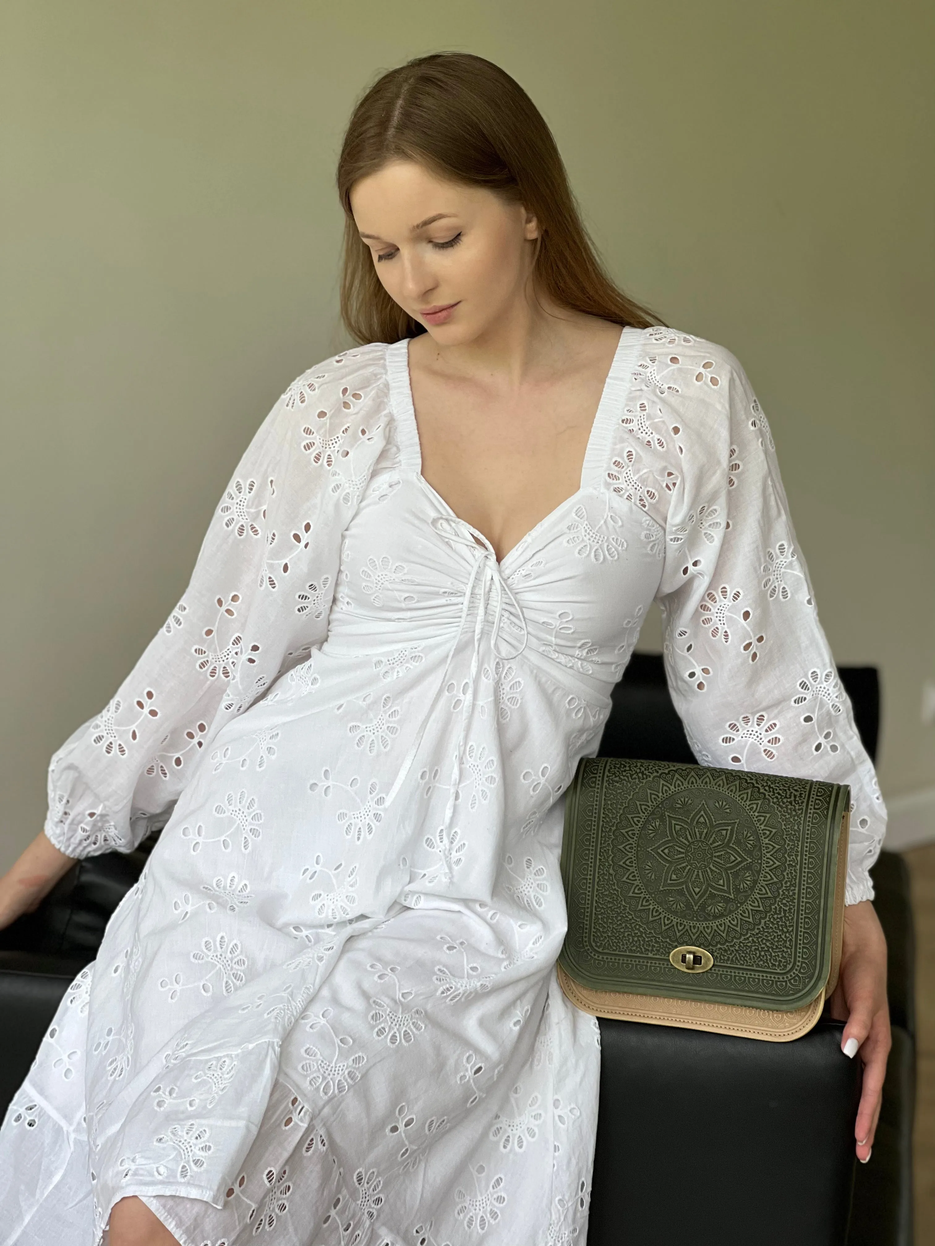 Ivory&Olive Olive Unique Purse