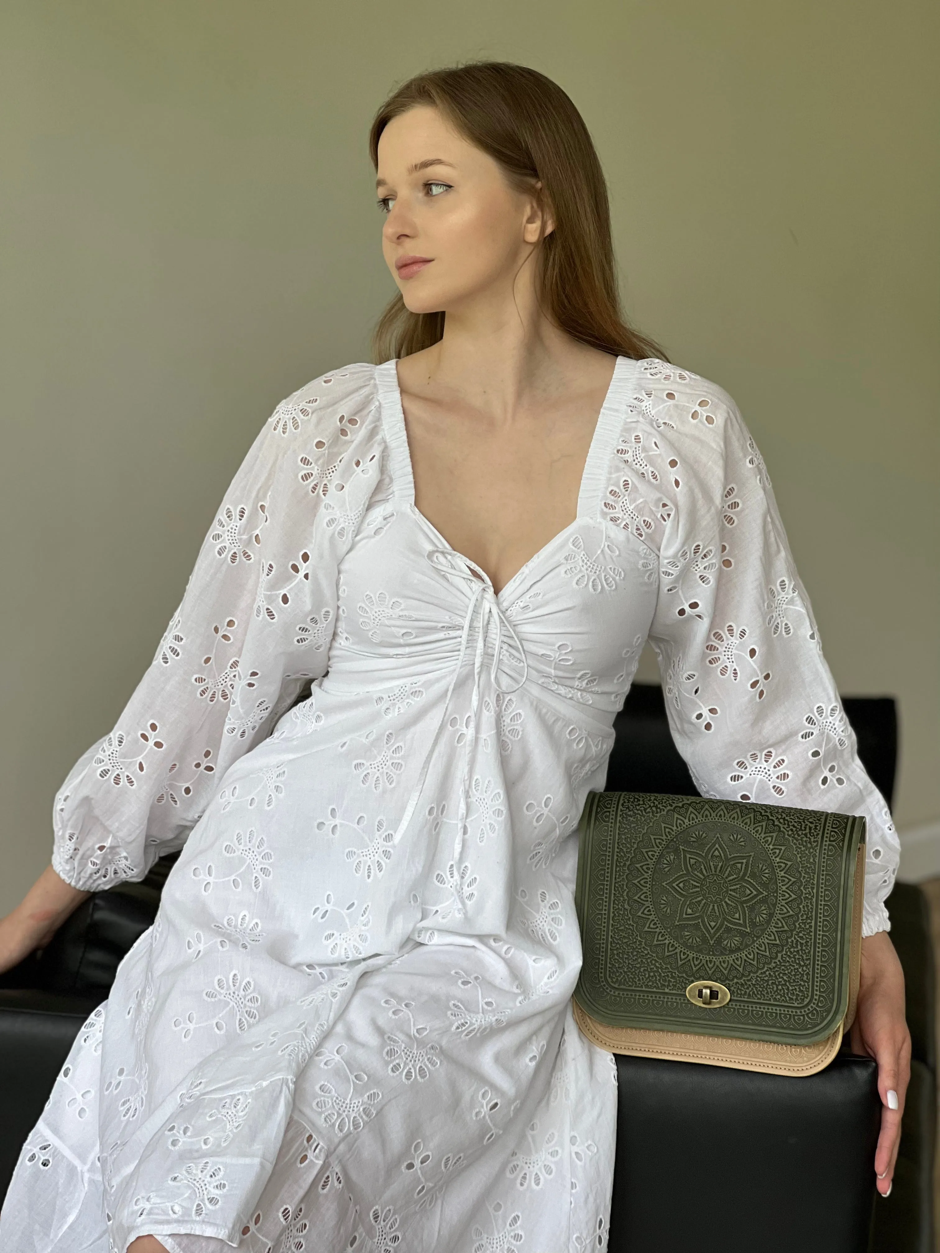 Ivory&Olive Olive Unique Purse