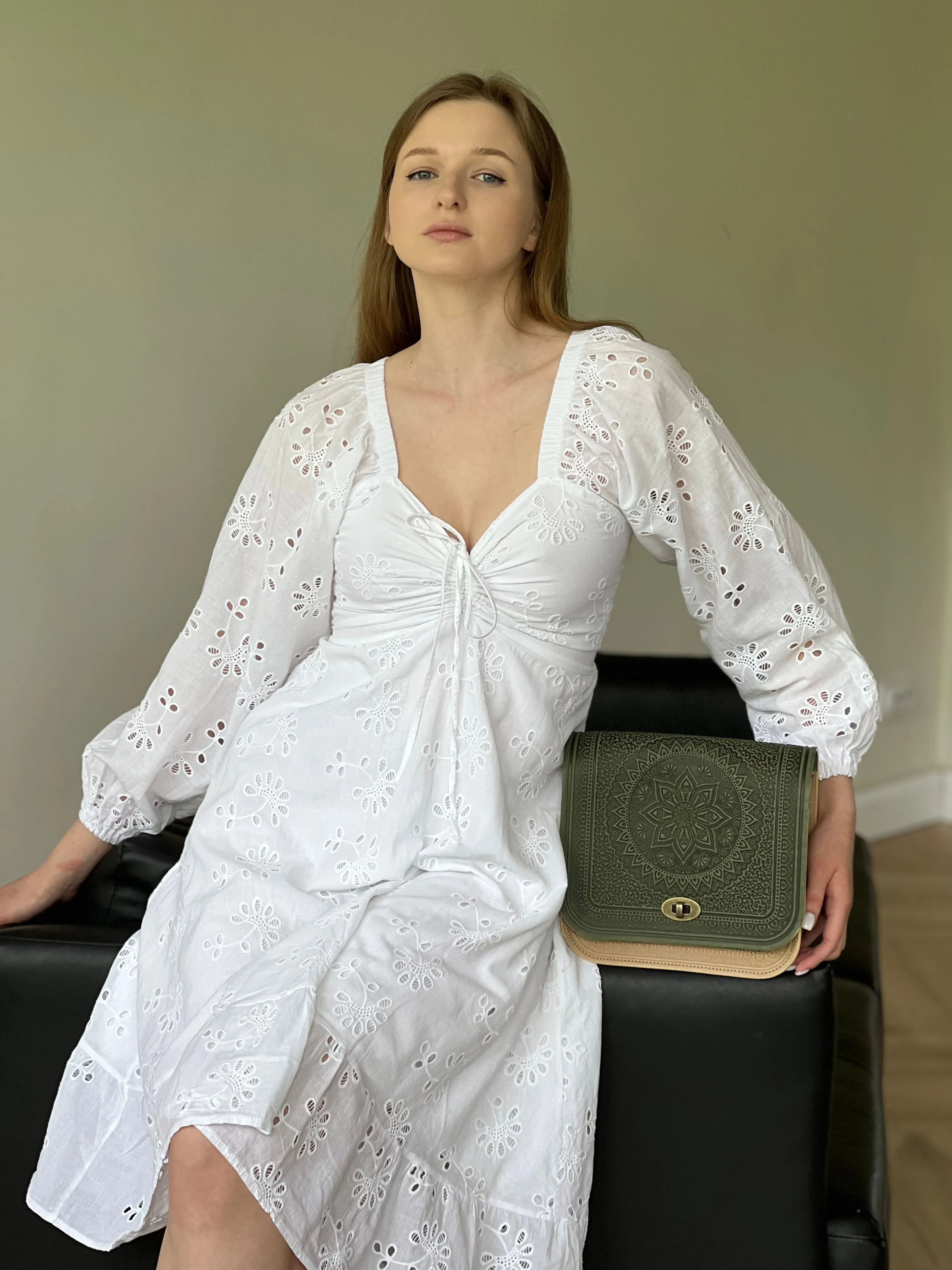 Ivory&Olive Olive Unique Purse