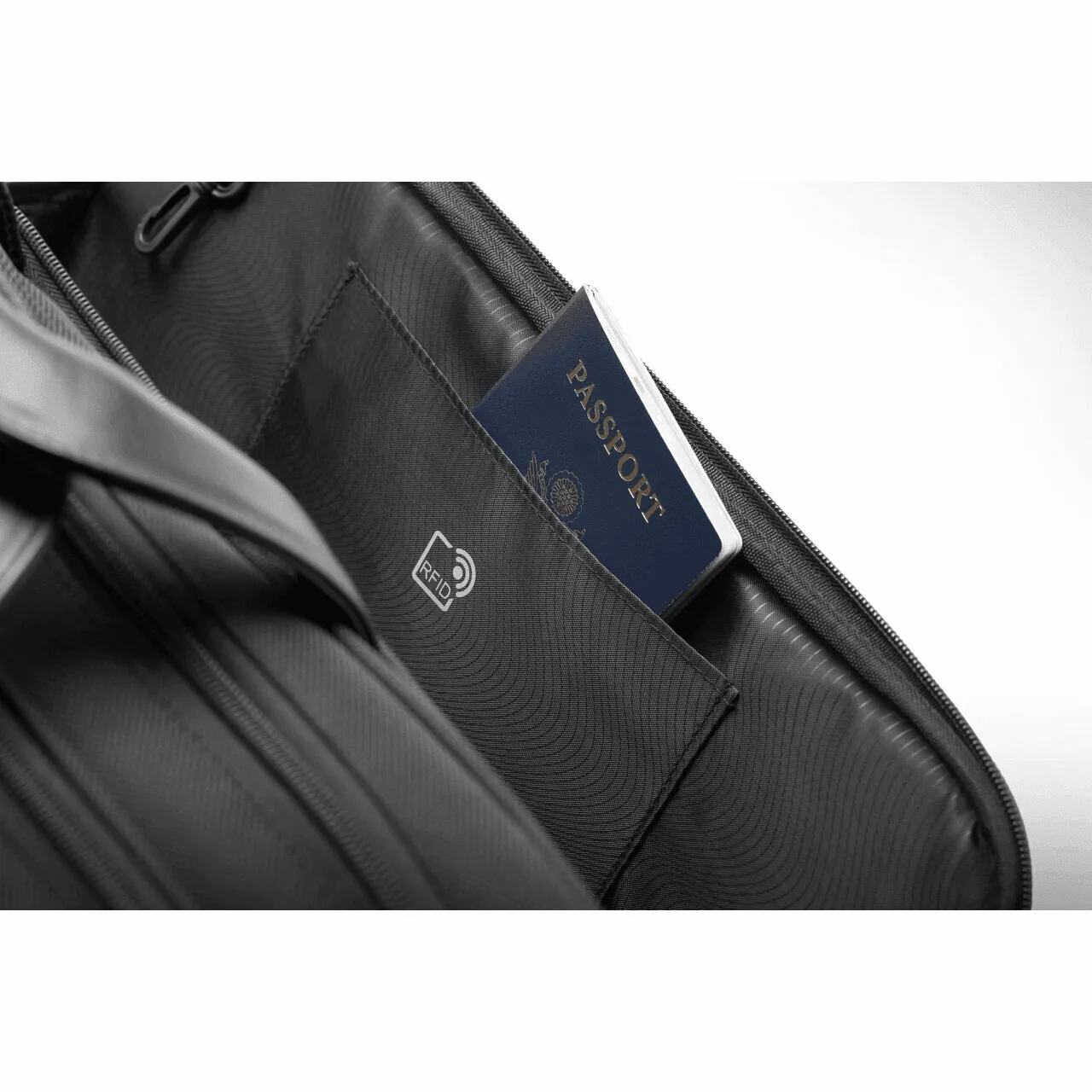 Kensington Contour 2.0 Business Laptop Briefcase Shoulder 14 Inch Bag Black