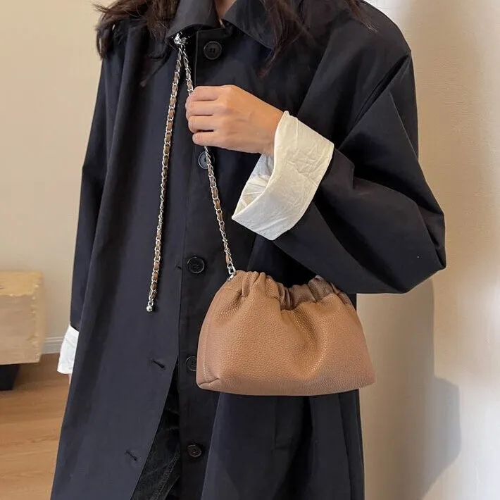 Minimalist Chain Strap Crossbody Pouch Bag, Cute Mini Leather Purse, Small Canvas Bag for Women, Drawstring Bag, Vegan Leather Bag