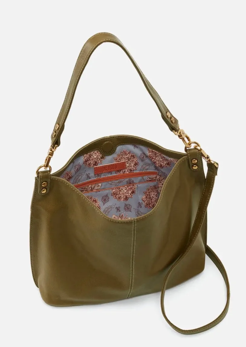Pier Shoulder Bag in Pebbled Leather