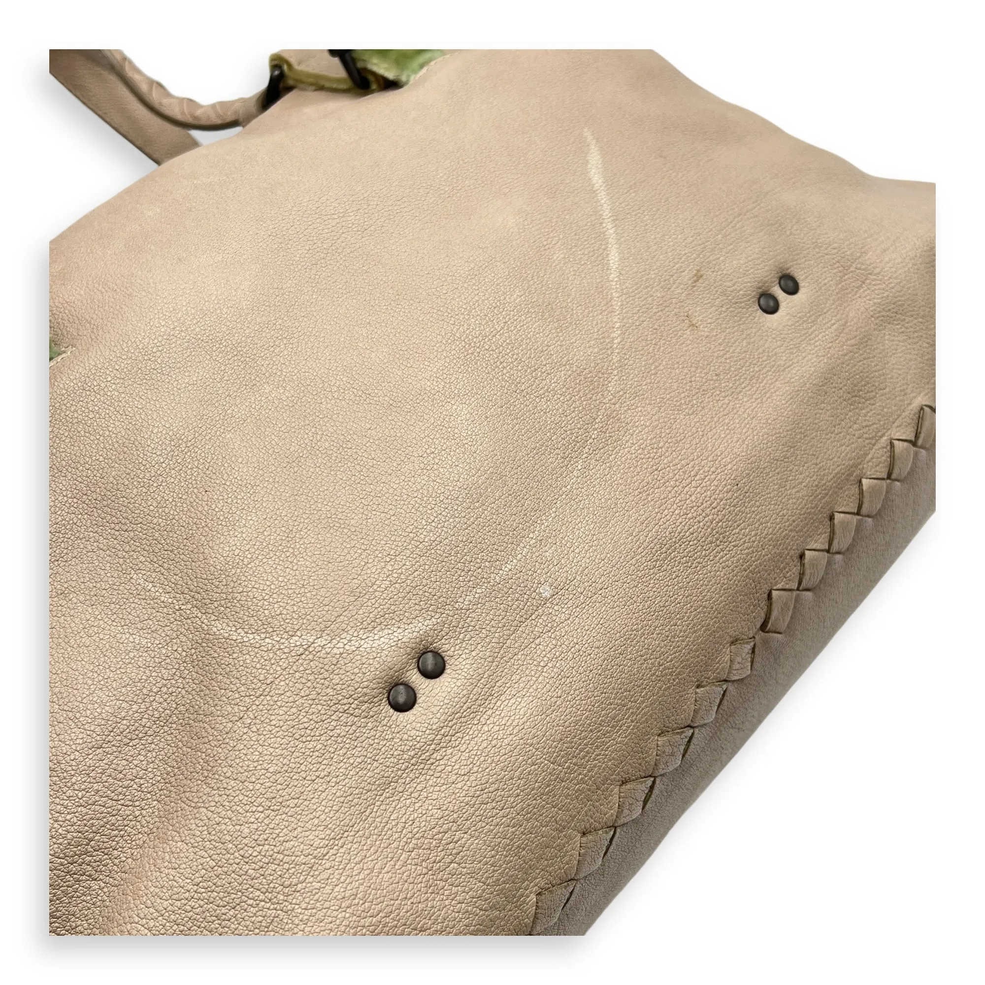 Shoulder Bag Shoulder bag in Calfskin, Gunmetal Hardware