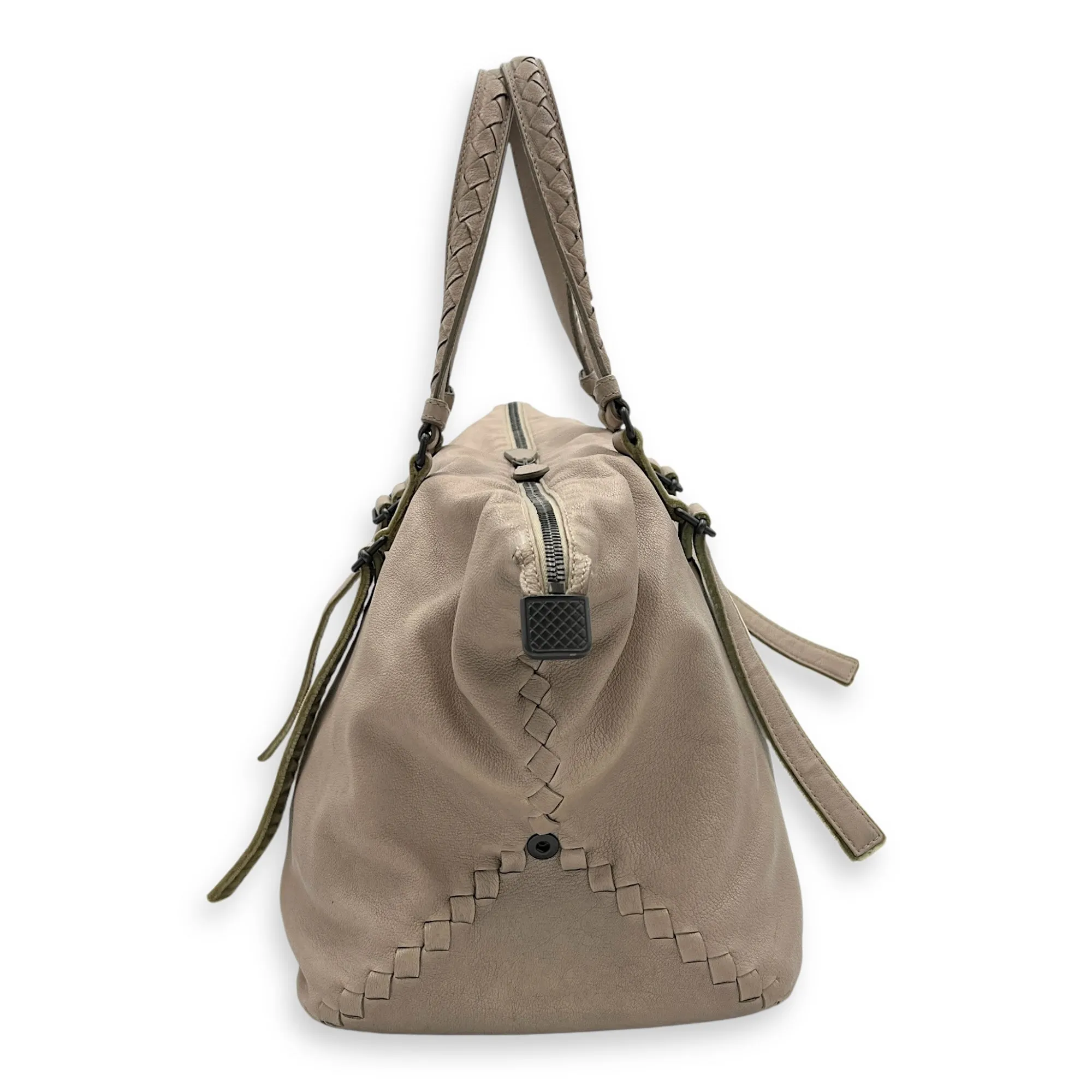 Shoulder Bag Shoulder bag in Calfskin, Gunmetal Hardware